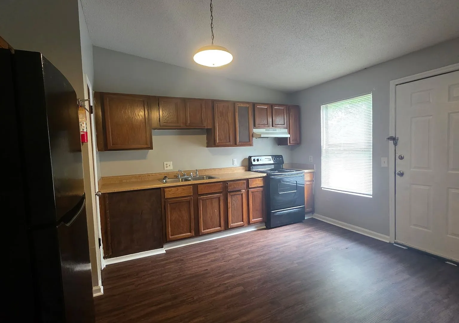 314 Station Crossing Drive — Photo 3