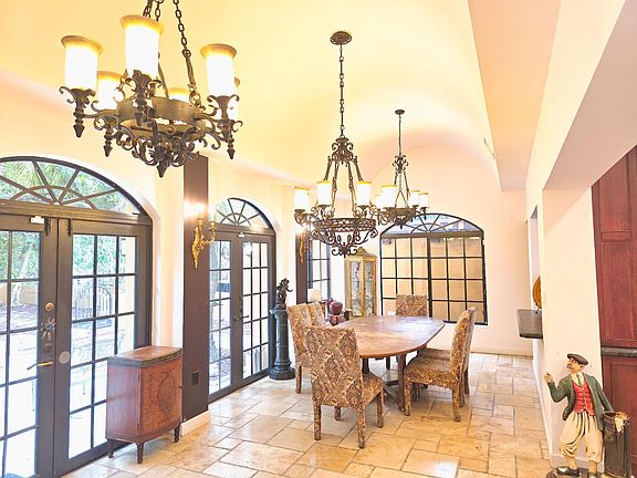 5th image of 4200 N Surf Road