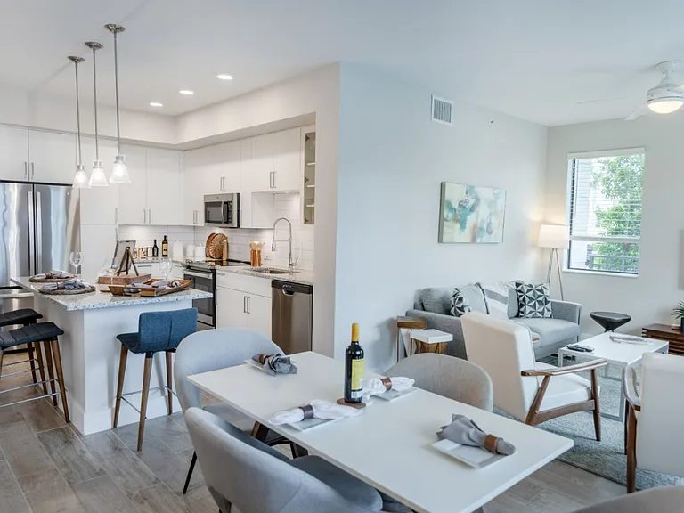 Uptown Boca Villas — Photo 51
