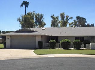 9871 W Willowbrook Ct, Sun City, AZ 85373