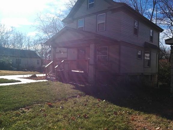 3rd image of 3704 Bales Ave