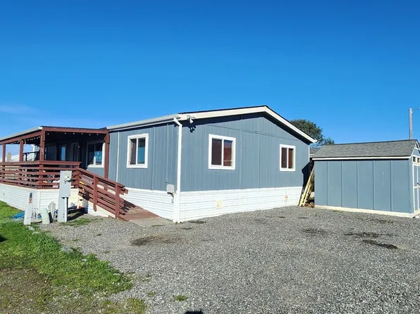 94120 Strahan St Space 3, Gold Beach, OR 97444