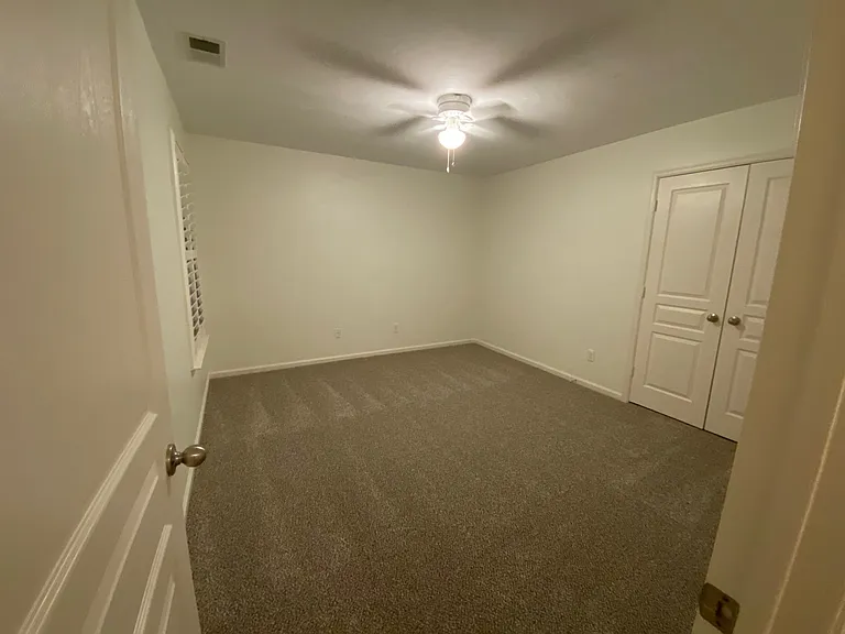 5629 Memorial Dr — Photo 21