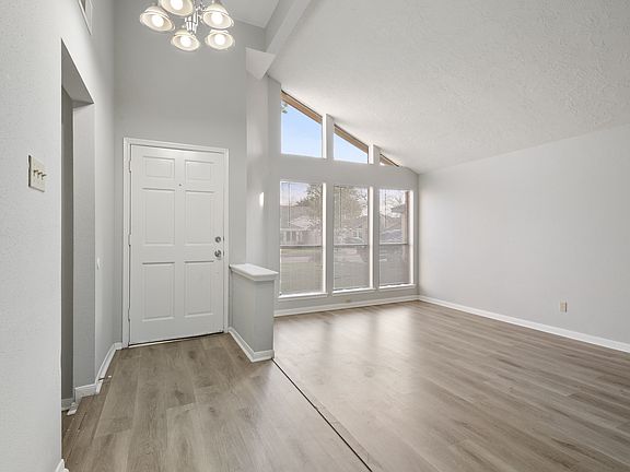 4th image of 10530 Rippling Fields Dr
