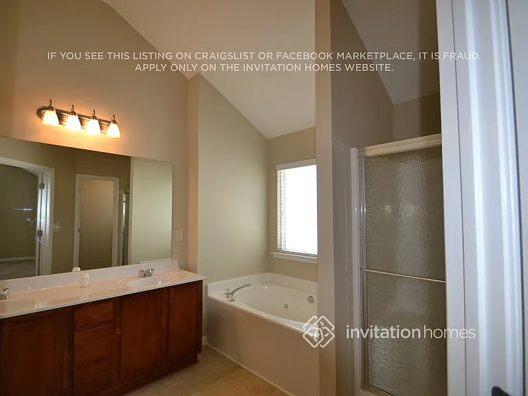 4579 Chafin Point Ct — Photo 9