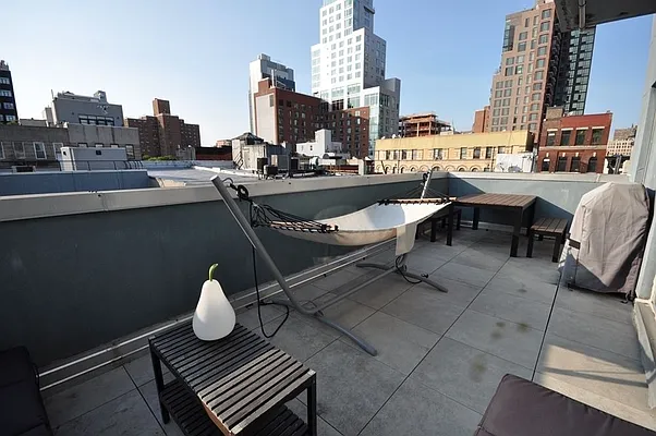 Rented by REAL New York | media 34