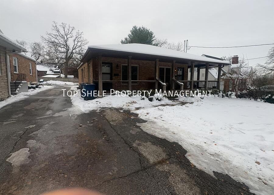 1st image of 4812 Lakeview Dr