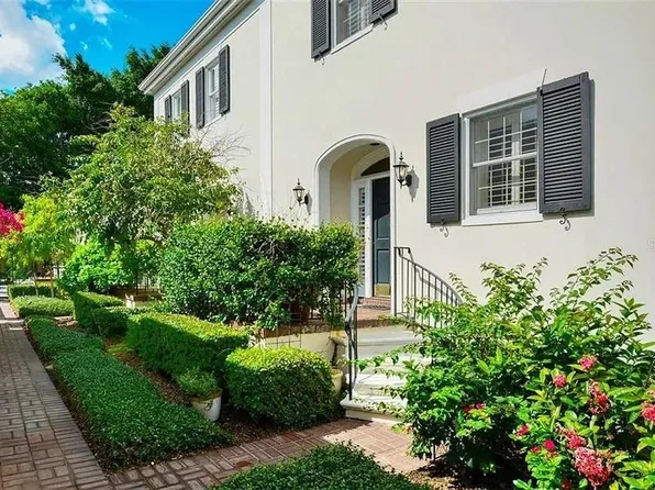 60 Bishops Court Rd #114, Osprey, FL 34229