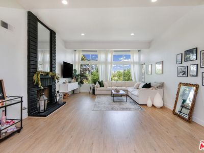 7800 Topanga Canyon Blvd APT 206, Canoga Park, CA, 91304