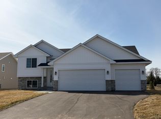17691 Empire Trl, Lakeville, MN 55044