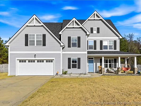 301 Derby Ln, Hope Mills, NC 28348