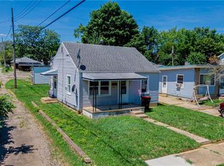 1429 Grover St, Springfield, OH 45505