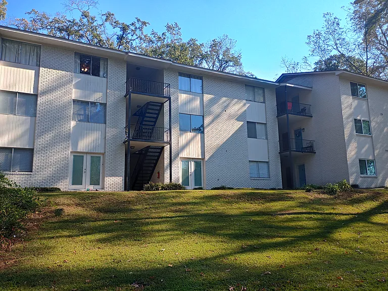 146 Jackson St #1 — Photo 17