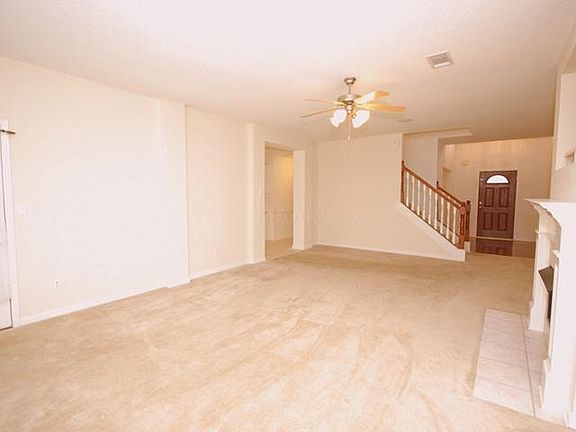 3rd image of 9372 Falcon Hill Dr