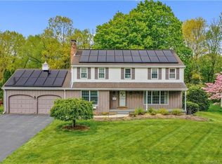 147 Randy Ln, Wethersfield, CT 06109
