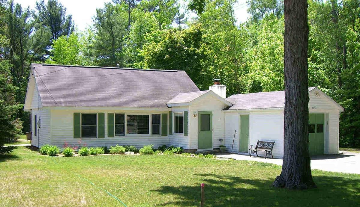 340 S Shore Dr, Suttons Bay, MI 49682 Zillow