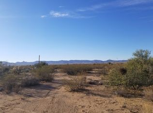 3747 N Colorado Rd, Golden Valley, AZ 86413