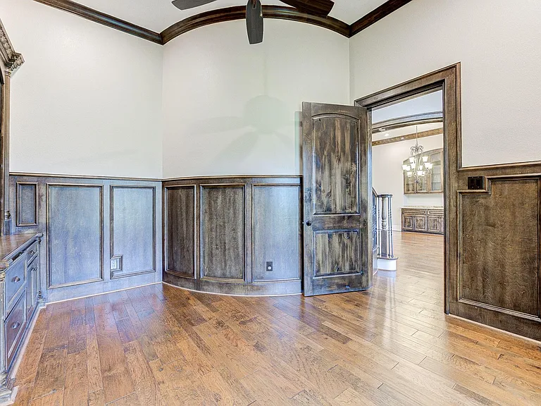27303 Silver Jade Ct — Photo 7