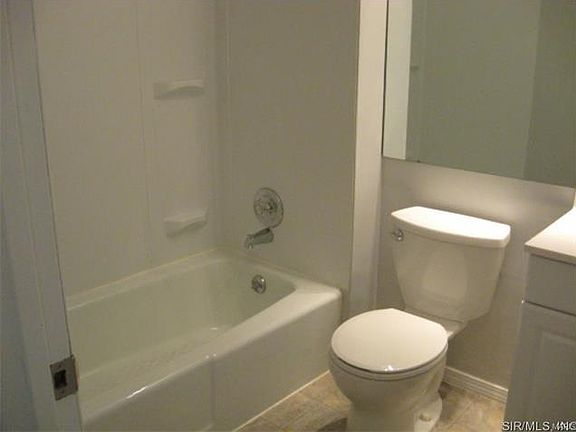 3rd image of 305 Las Olas Dr