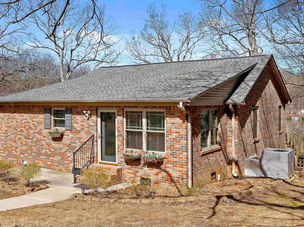 150 County Road 562, Rogersville, AL 35652