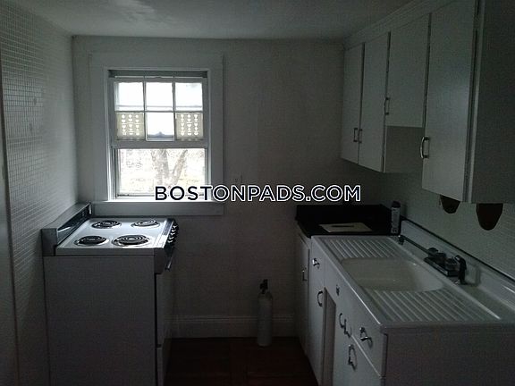 2nd image of 49 Plymouth St APT 2