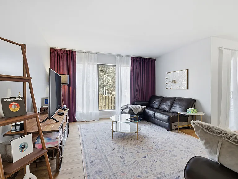 3116 Arbor Dr — Photo 3