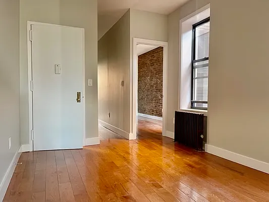 Rented by Oxford Property Group | media 4