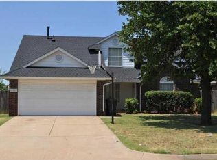10521 Goldenrod Ln, Oklahoma City, OK 73130
