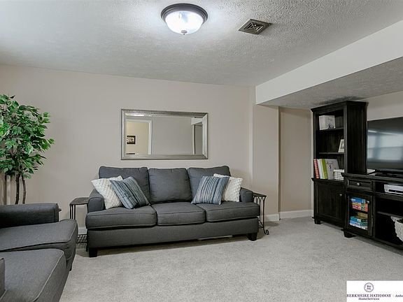 4th image of 3330 S 126th Ave