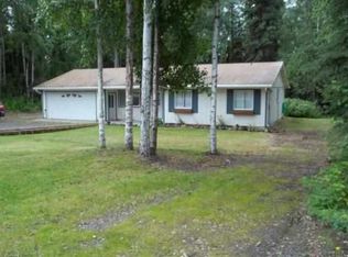 935 Ridgetop Rd, North Pole, AK 99705