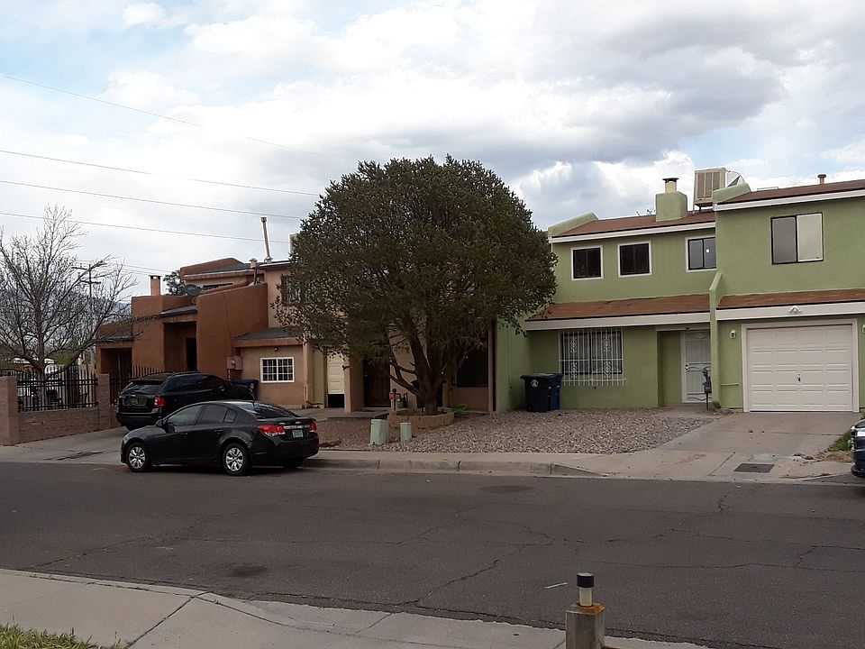 Go Green Town House