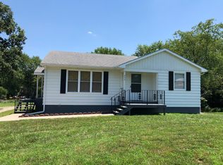 233 NW 21st Rd, Warrensburg, MO 64093