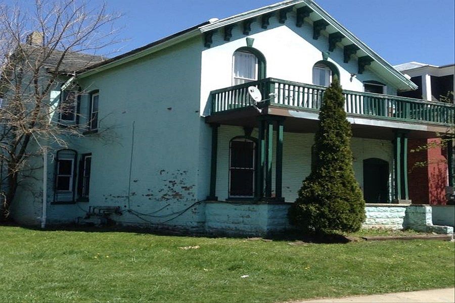 2nd image of 175 Prospect Ave