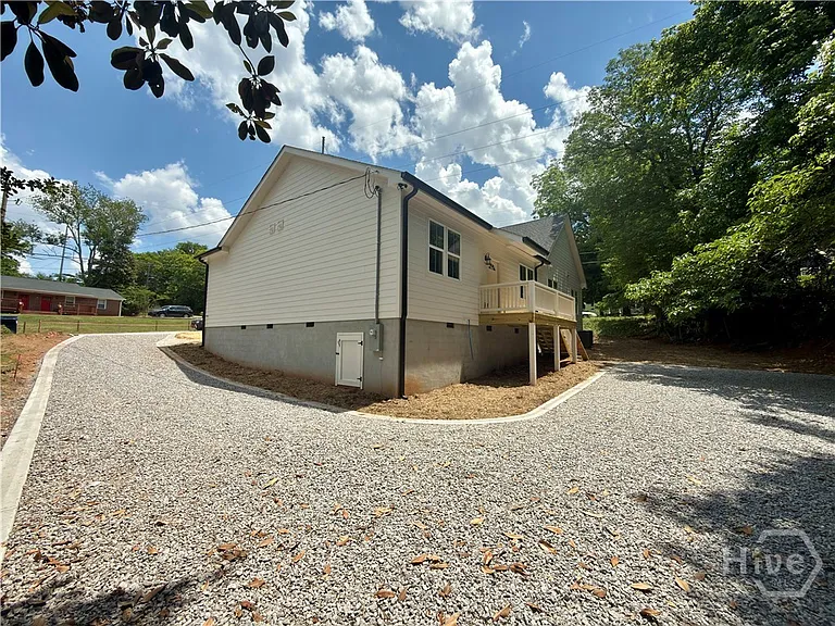 294 Moreland Ave — Photo 16