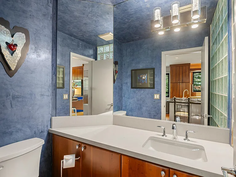 650 S Monarch St #9 — Photo 14