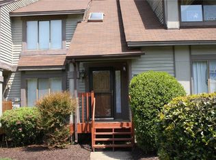 228 Misty Point Ln, Newport News, VA 23603