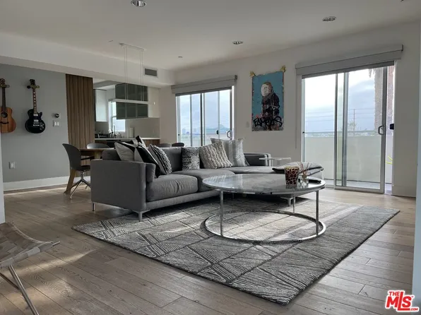 932 N Alfred St Ph 1, Los Angeles, CA 90069