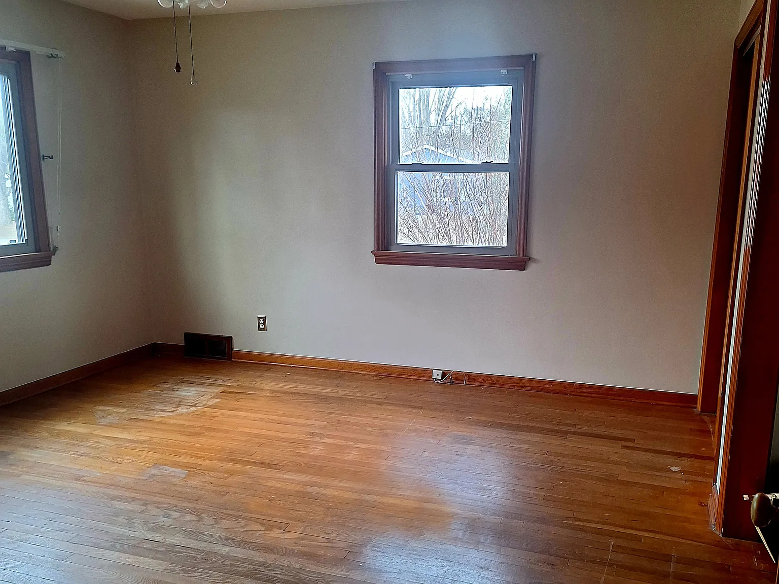 S Sylvia St, Traverse City — Photo 4