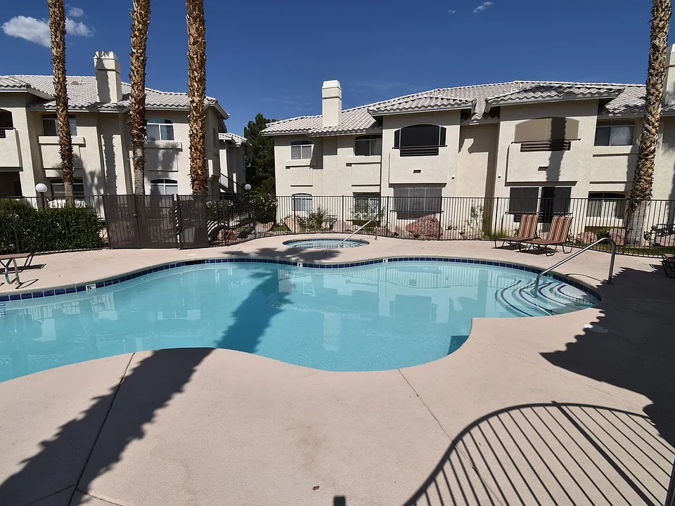 3320 S Fort Apache Rd #109