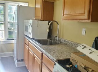 403 2nd St APT 1, Jackson, MI 49201