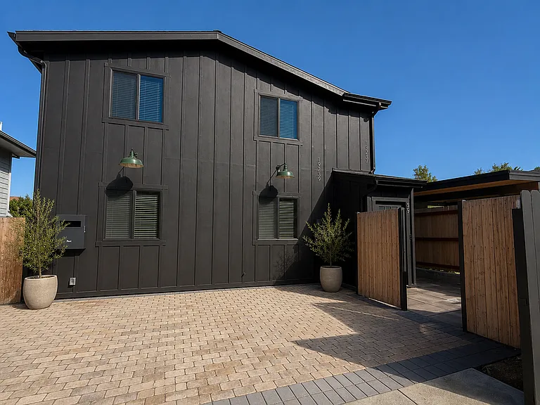 19237 Linnet St #19237 — Photo 10