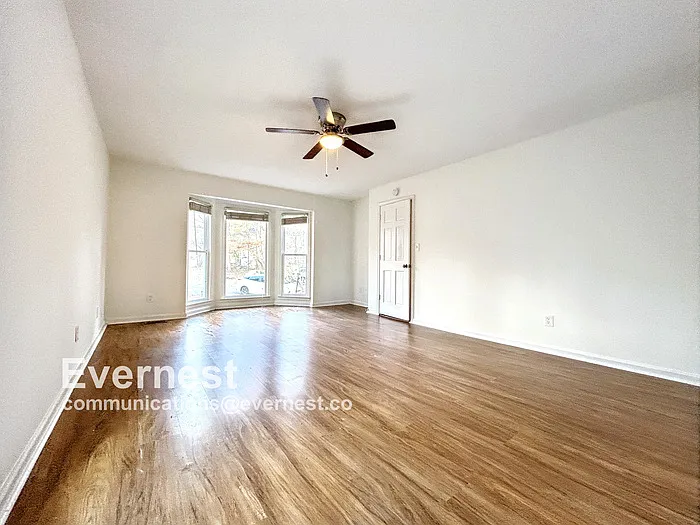 405 Revere Ct — Photo 15