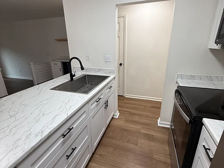 2336 Merrigan Pl — Photo 7