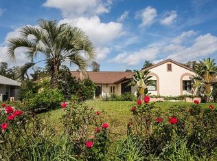 26629 W Cove Dr, Tavares, FL 32778