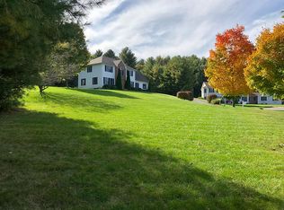 13 Hunters Ridge Cir, Southwick, MA 01077