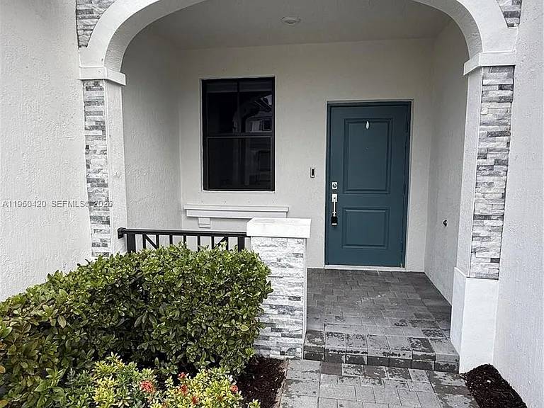 28519 SW 134th Ct #28519 — Photo 5