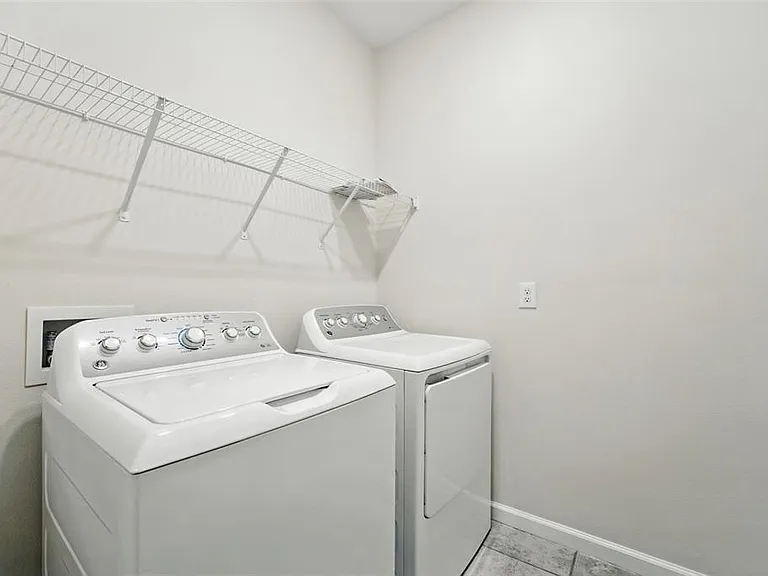 9944 Red Eagle Dr — Photo 32