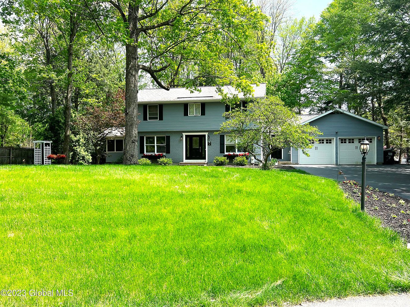 1st image of 39 Velina Drive