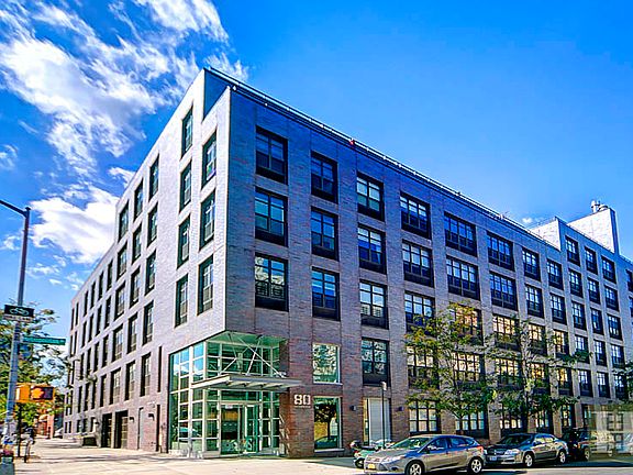2nd image of 80 Metropolitan Ave #2R