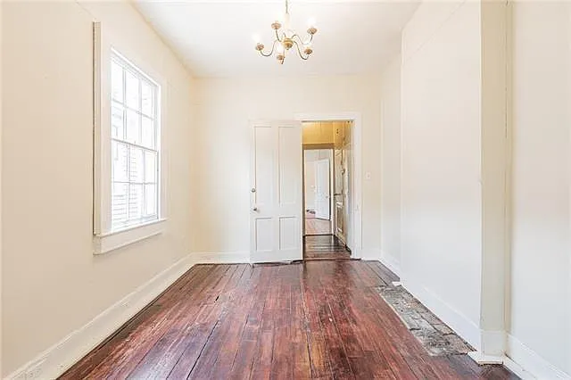 2325 Laurel St — Photo 9